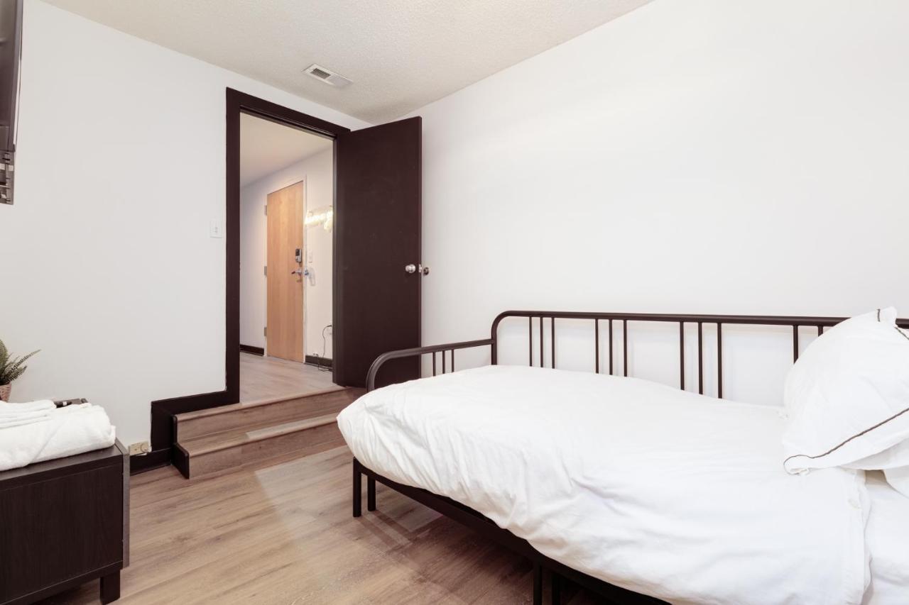 Entire Condo In Downtown Winston Luaran gambar